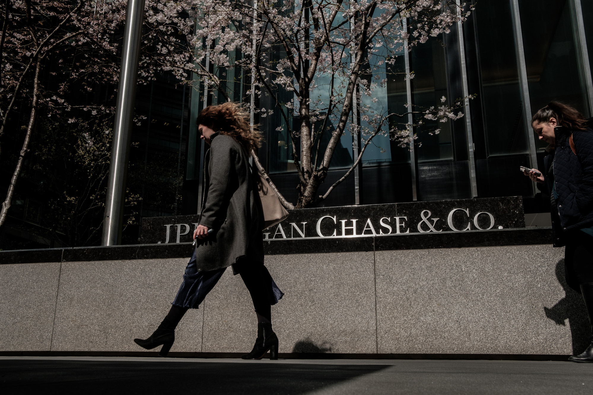 Liquidating hedge funds
