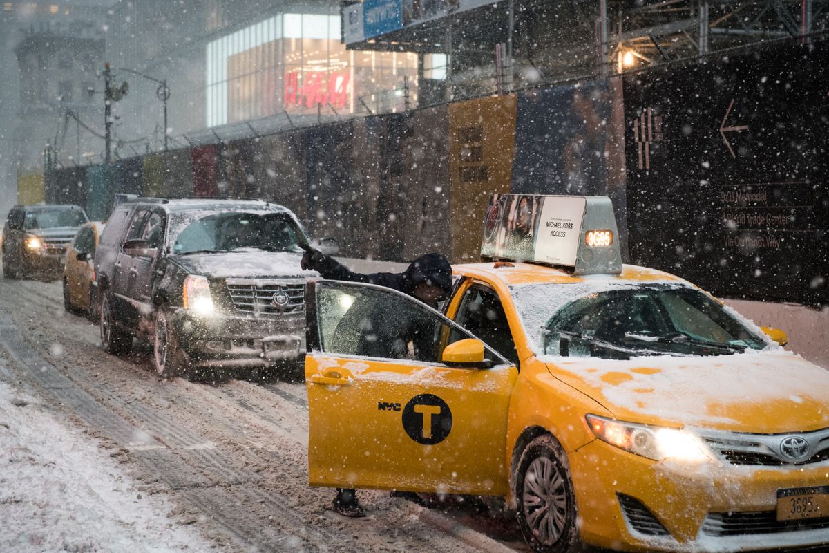 Taxi Chocolate: reviews of drivers, conditions and description Taxi Chocolate: reviews of drivers, conditions and description